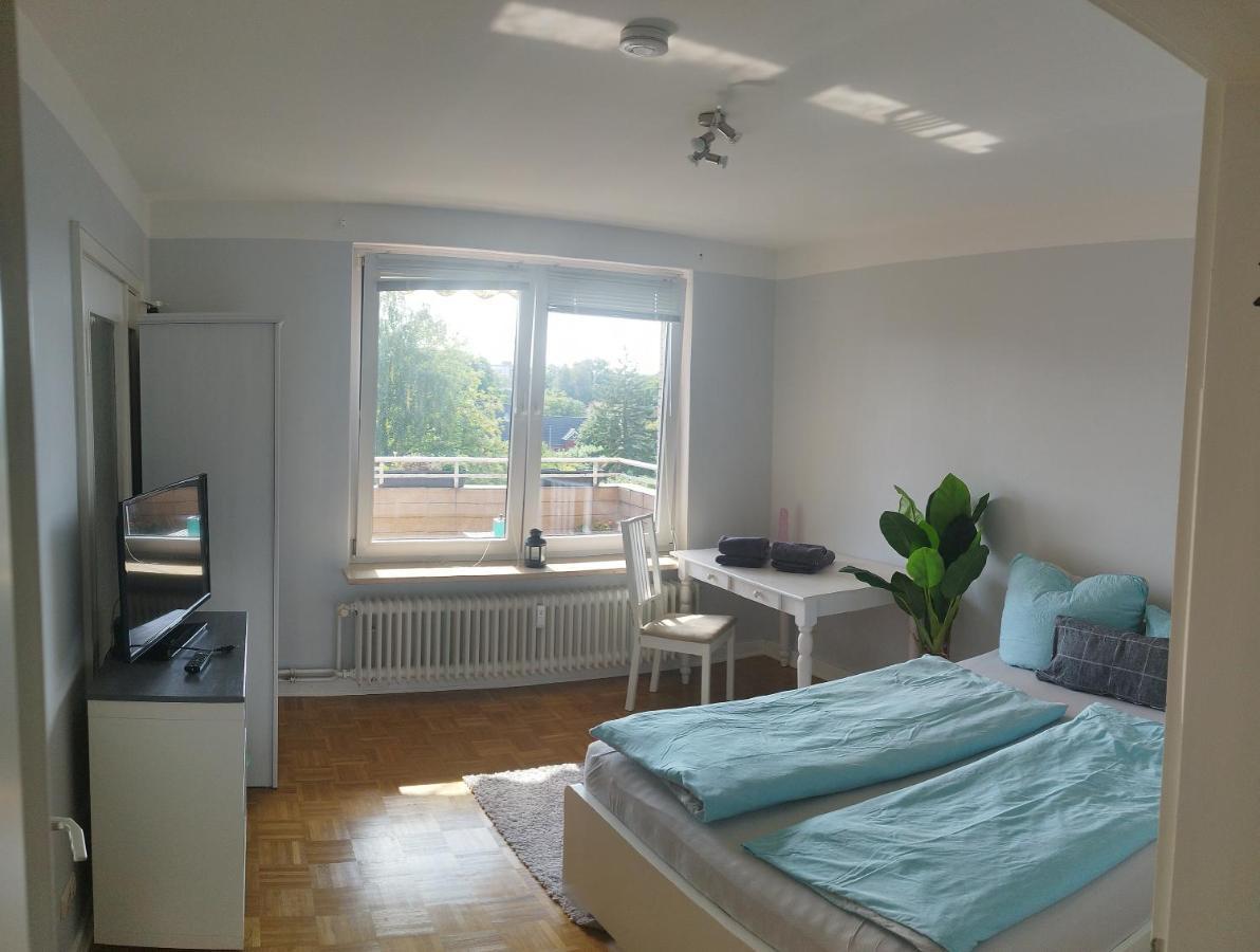Ferienwohnung In Kronshagen Monteurwohnung 3 Zimmer 70 M2, Kueche Und Badezimmer Εξωτερικό φωτογραφία